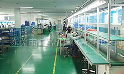 網(wǎng)帶輸送機(jī)該如何使用？